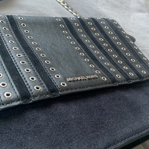 MICHAEL KORS SUEDE CROSSBODY - Picture 3 of 6